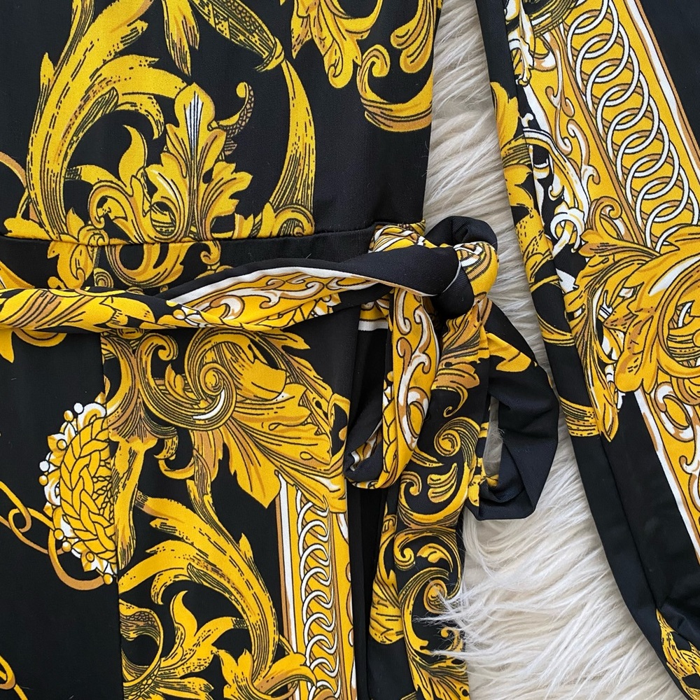 Fashion Nova Black Yellow Gold Chain Print Wide Leg High Status Jumpsuit Gaudy - Picture 6 of 14